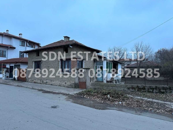 Къща в Казанлък - 100 кв.м за 322 €/кв.м - Снимка #1