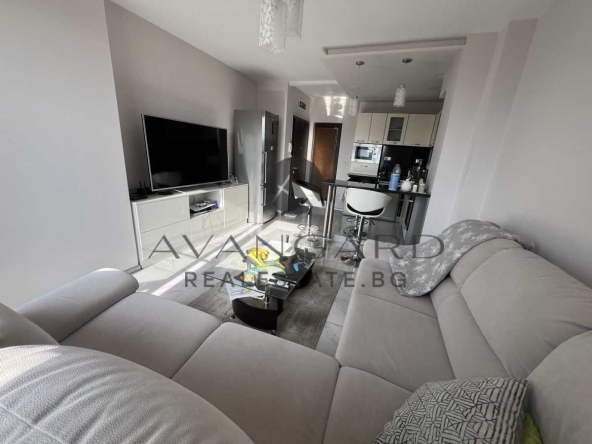 Двустаен апартамент в Пловдив, Каменица 2 - 131 кв.м за 1643 €/кв.м - Снимка #1