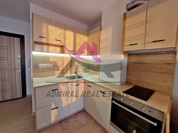 Дава се под наем Едностаен апартамент в Варна, Цветен квартал - 40 кв.м за 350 € - Снимка #1