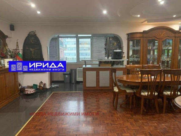 Многостаен апартамент в София, Лозенец - 168 кв.м за 3155 €/кв.м - Снимка #1