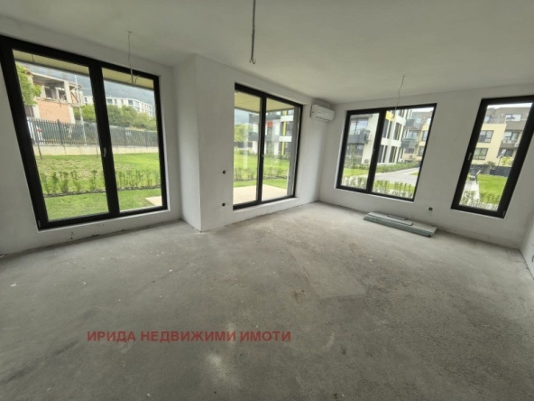 Тристаен апартамент в София, Драгалевци - 106 кв.м за 2669 €/кв.м - Снимка #1