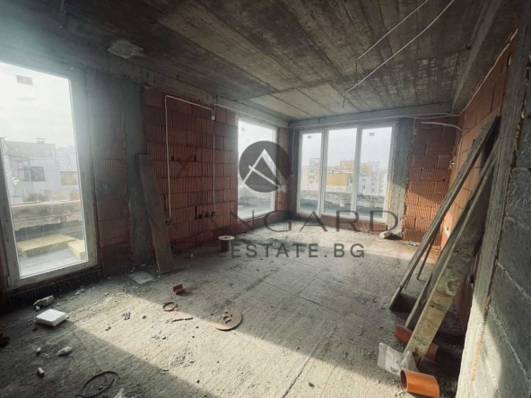 Двустаен апартамент в Пловдив, Гагарин - 72 кв.м за 1084 €/кв.м - Снимка #1