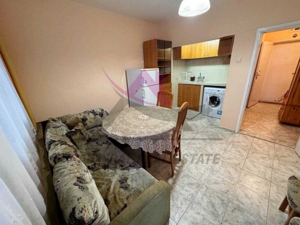 Дава се под наем Двустаен апартамент в Варна, Левски - 63 кв.м за 300 € - Снимка #1