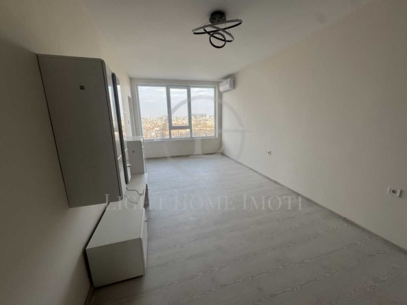 Тристаен апартамент в Пловдив, Съдийски - 118 кв.м за 1805 €/кв.м - Снимка #1
