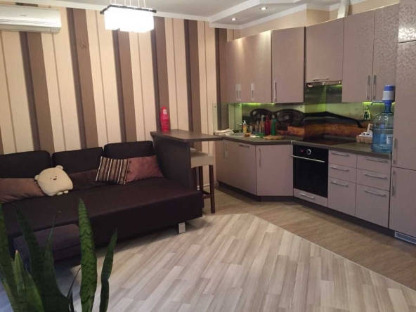 Дава се под наем Двустаен апартамент в София, Разсадника - 67 кв.м за 408 € - Снимка #1