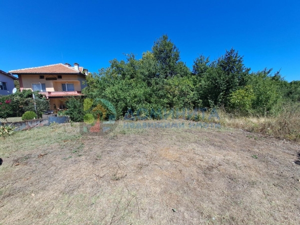 Парцел в с. Изгрев, Област Бургас - 462 кв.м за 57 €/кв.м - Снимка #1