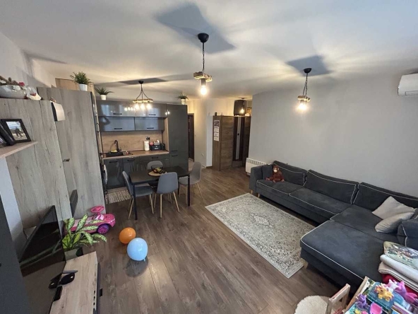 Тристаен апартамент в София, Младост 4 - 90 кв.м за 1445 €/кв.м - Снимка #1