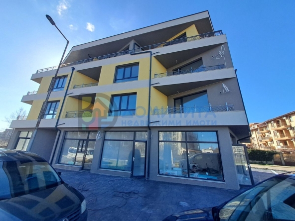 Двустаен апартамент в Царево - 61 кв.м за 1230 €/кв.м - Снимка #1