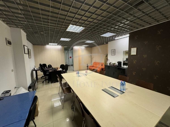 Офис в Пловдив, Център - 87 кв.м за 679 €/кв.м - Снимка #1