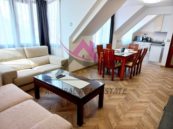 Дава се под наем Тристаен апартамент в Варна, Лятно кино Тракия - 111 кв.м за 800 € - Снимка #1