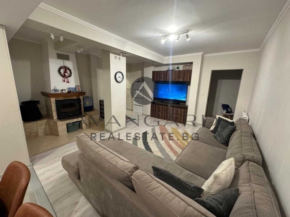 Четиристаен апартамент в Пловдив, Кючук Париж - 130 кв.м за 1570 €/кв.м - Снимка #1