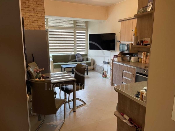 Тристаен апартамент в Пловдив, Каменица 1 - 80 кв.м за 2563 €/кв.м - Снимка #1