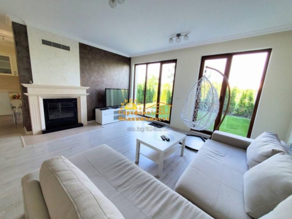 Дава се под наем Къща в Бургас, Сарафово - 135 кв.м за 1224 € - Снимка #1