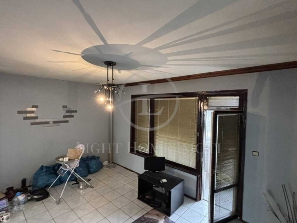 Тристаен апартамент в Пловдив, Кючук Париж - 96 кв.м за 1711 €/кв.м - Снимка #1