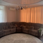 Дава се под наем Двустаен апартамент в София, Гоце Делчев - 65 кв.м за 637.5 € - Снимка #1