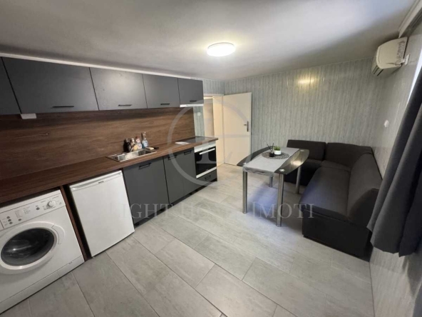 Двустаен апартамент в Пловдив, Център - 45 кв.м за 2178 €/кв.м - Снимка #1