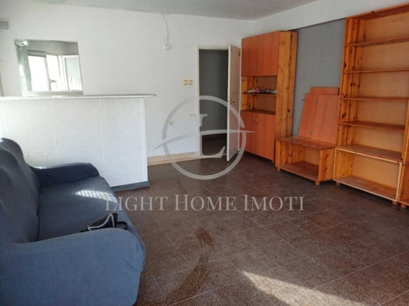 Офис в Пловдив, Кючук Париж - 40 кв.м за 1400 €/кв.м - Снимка #1