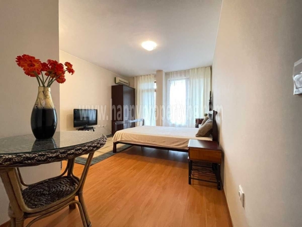 Едностаен апартамент в с. Кошарица, Област Бургас - 41 кв.м за 1098 €/кв.м - Снимка #1