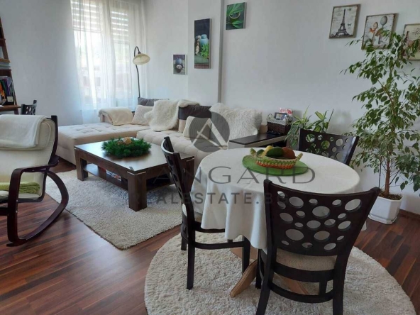 Тристаен апартамент в с. Марково, Област Пловдив - 105 кв.м за 1934 €/кв.м - Снимка #1