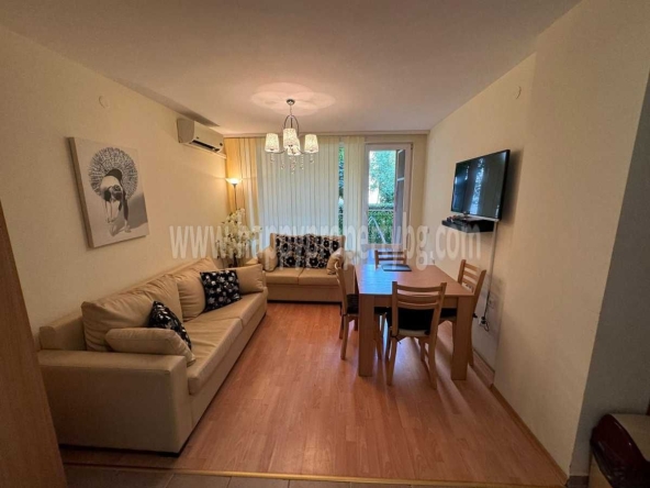 Двустаен апартамент в к.к. Слънчев бряг - 61 кв.м за 1066 €/кв.м - Снимка #1