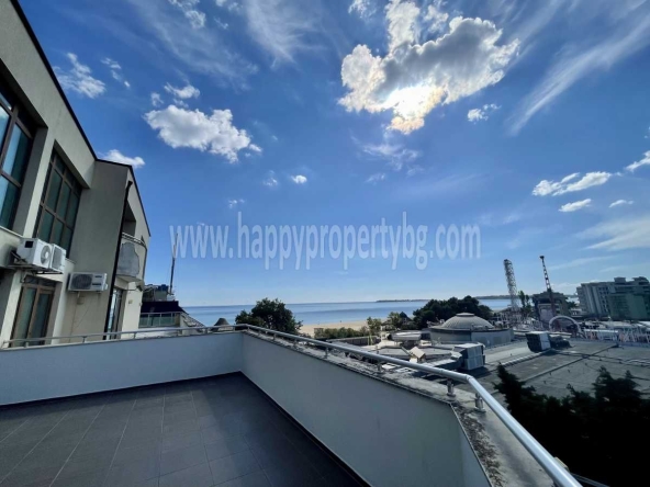 Тристаен апартамент в к.к. Слънчев бряг - 124 кв.м за 968 €/кв.м - Снимка #1