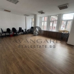 Дава се под наем Офис в Пловдив, Център - 180 кв.м за 720 € - Снимка #1
