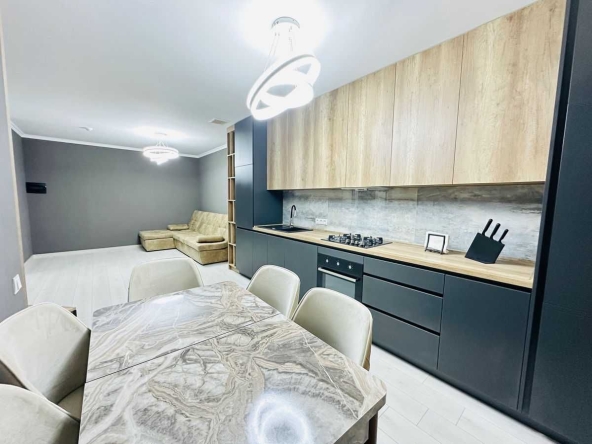 Дава се под наем Двустаен апартамент в София, Студентски град - 67 кв.м за 400 € - Снимка #1