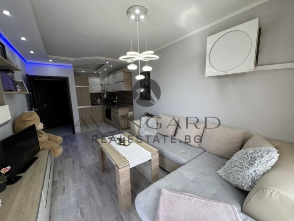 Двустаен апартамент в Пловдив, Кючук Париж - 70 кв.м за 1733 €/кв.м - Снимка #1