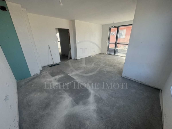Тристаен апартамент в с. Белащица, Област Пловдив - 102 кв.м за 1400 €/кв.м - Снимка #1