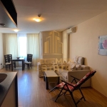 Тристаен апартамент в к.к. Златни пясъци - 12 кв.м за 12084 €/кв.м - Снимка #1