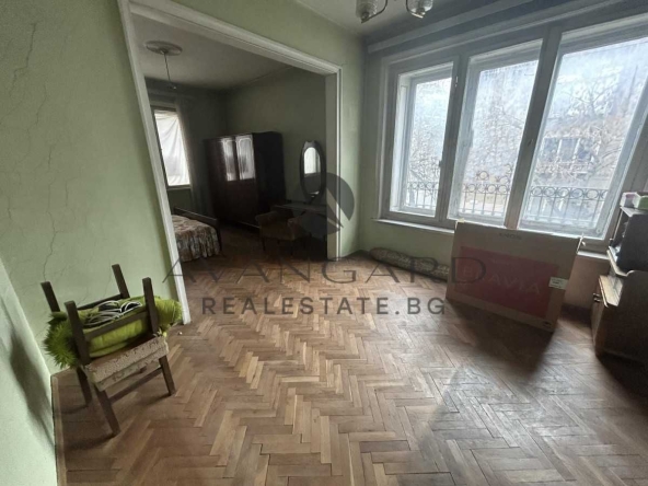 Тристаен апартамент в Пловдив, Център - 120 кв.м за 1403 €/кв.м - Снимка #1