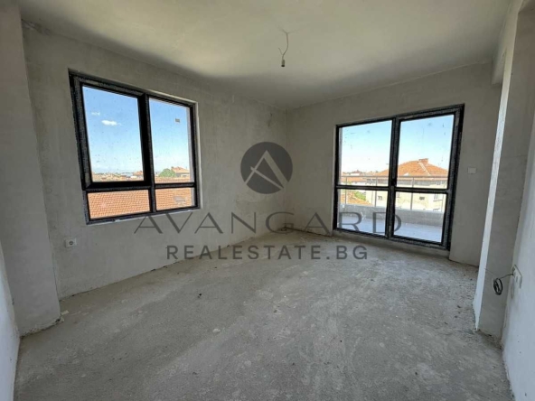 Двустаен апартамент в Пловдив, Прослав - 68 кв.м за 1420 €/кв.м - Снимка #1