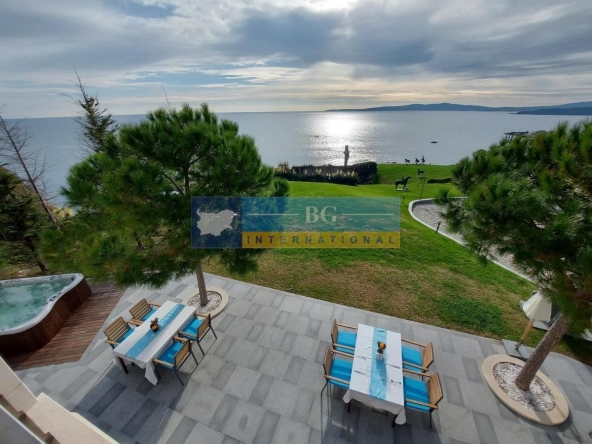 Двустаен апартамент в Созопол - 100 кв.м за 1740 €/кв.м - Снимка #1