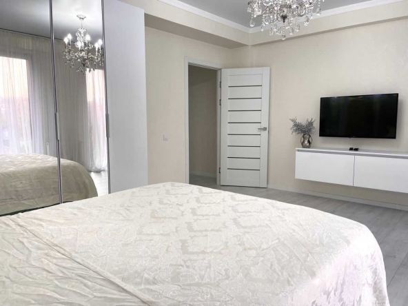 Дава се под наем Двустаен апартамент в София, Младост 4 - 64 кв.м за 425 € - Снимка #1