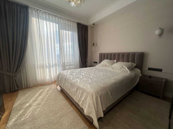 Дава се под наем Двустаен апартамент в София, Кръстова вада - 61 кв.м за 425 € - Снимка #1