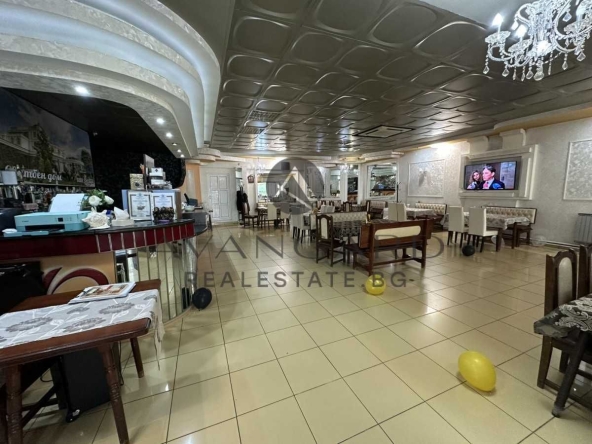 Заведение в Пловдив, Тракия - 400 кв.м за 1330 €/кв.м - Снимка #1