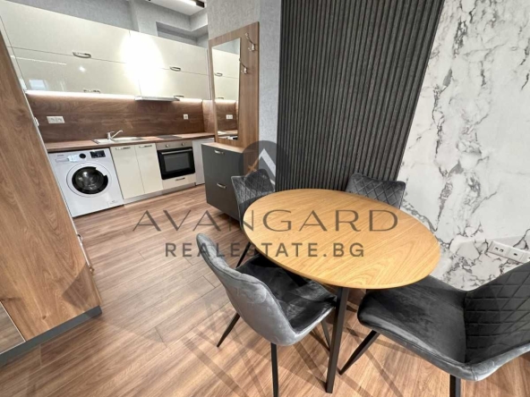 Едностаен апартамент в Пловдив, Христо Смирненски - 50 кв.м за 2081 €/кв.м - Снимка #1