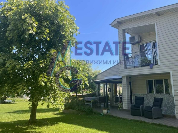 Къща в с. Синеморец, Област Бургас - 390 кв.м за 975 €/кв.м - Снимка #1