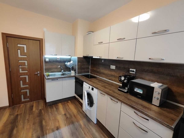 Дава се под наем Едностаен апартамент в София, Студентски град - 46 кв.м за 425 € - Снимка #1