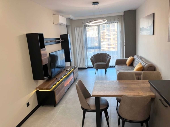 Дава се под наем Двустаен апартамент в София, Студентски град - 65 кв.м за 800 € - Снимка #1