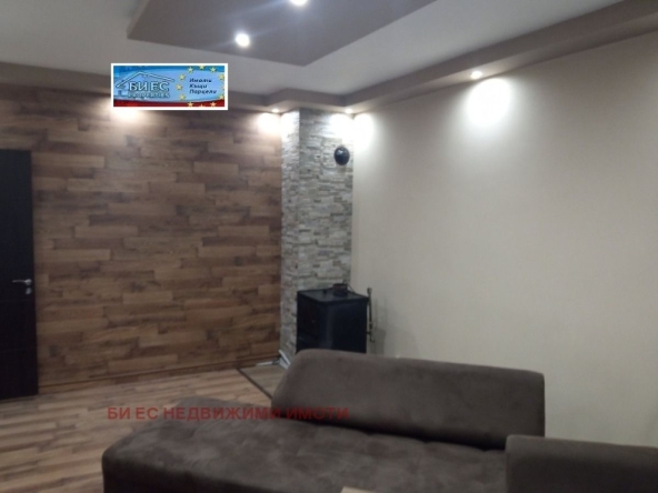 Двустаен апартамент в Етрополе - 68 кв.м за 773 €/кв.м - Снимка #1