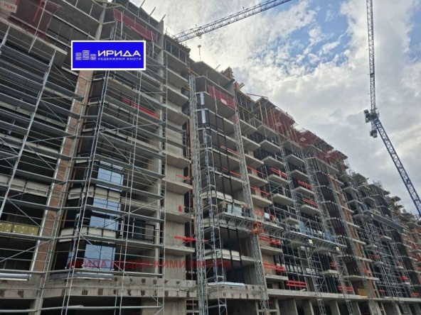 Многостаен апартамент в София, Оборище - 187 кв.м за 3348 €/кв.м - Снимка #1