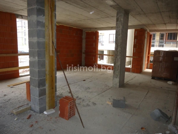 Тристаен апартамент в София, Студентски град - 112 кв.м за 1907 €/кв.м - Снимка #1