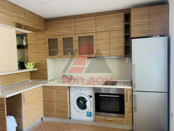 Дава се под наем Тристаен апартамент в Варна, Зимно кино Тракия - 90 кв.м за 510 € - Снимка #1