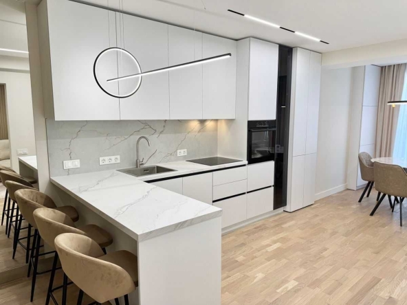 Дава се под наем Двустаен апартамент в София, Надежда 1 - 60 кв.м за 400 € - Снимка #1