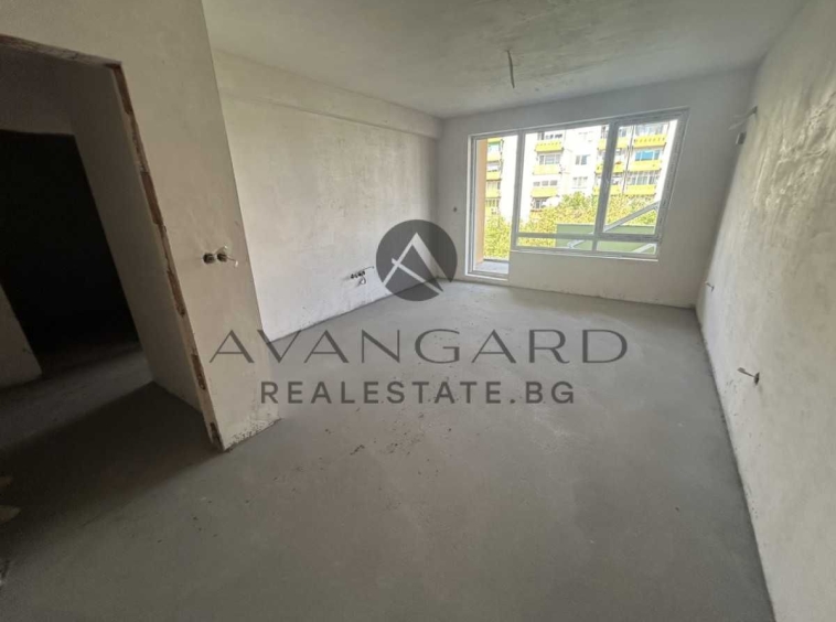 Двустаен апартамент в Пловдив, Христо Смирненски - 65 кв.м за 1207 €/кв.м - Снимка #1