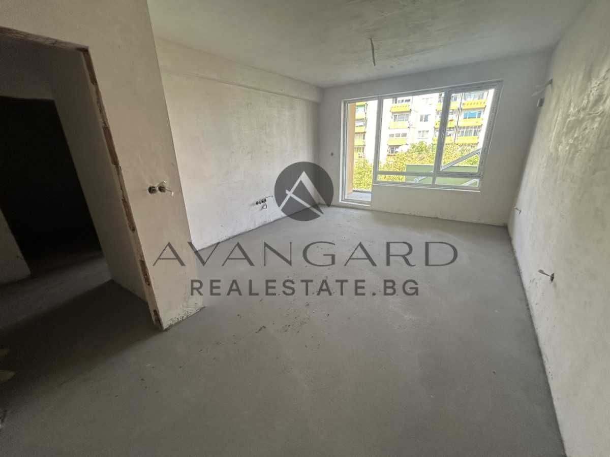 Двустаен апартамент в Пловдив, Христо Смирненски - 65 кв.м за 1207 €/кв.м - Снимка #1