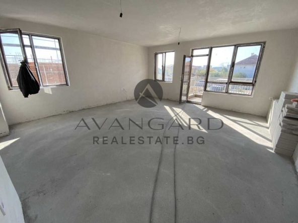 Тристаен апартамент в Пловдив, Остромила - 115 кв.м за 1287 €/кв.м - Снимка #1