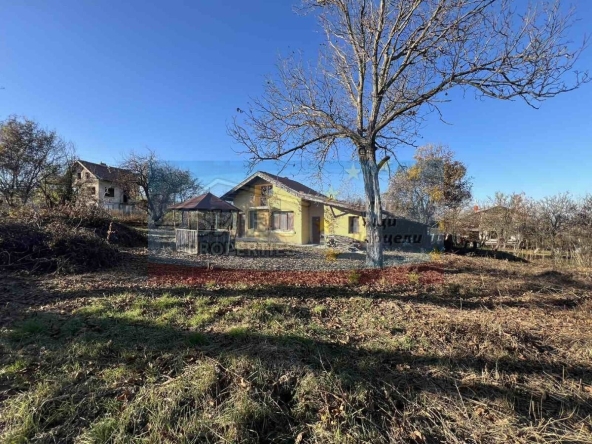 Къща в с. Николаево, Област Перник - 56 кв.м за 1250 €/кв.м - Снимка #1