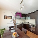 Дава се под наем Двустаен апартамент в Варна, Колхозен пазар - 70 кв.м за 500 € - Снимка #1